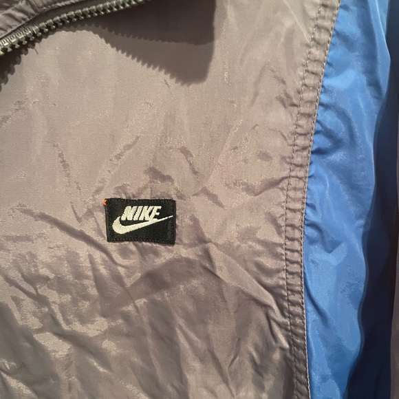 Nike Vintage 80s/90s Men's Gray and Blue Jacket - Picture 2 of 4